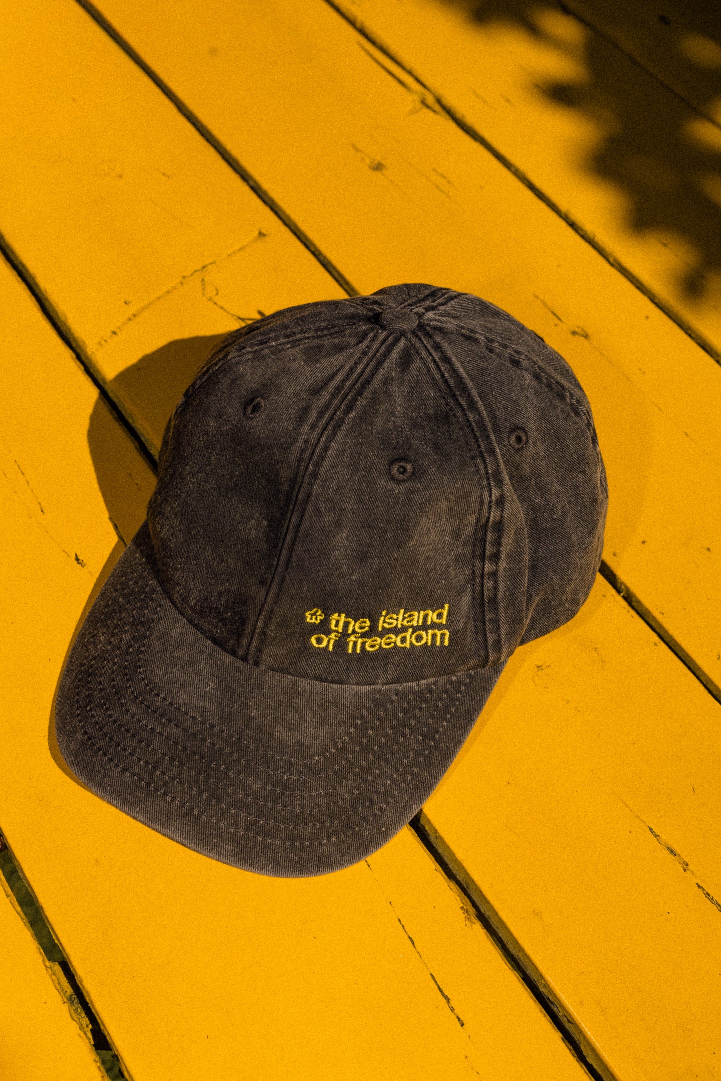 The Island of Freedom Cap